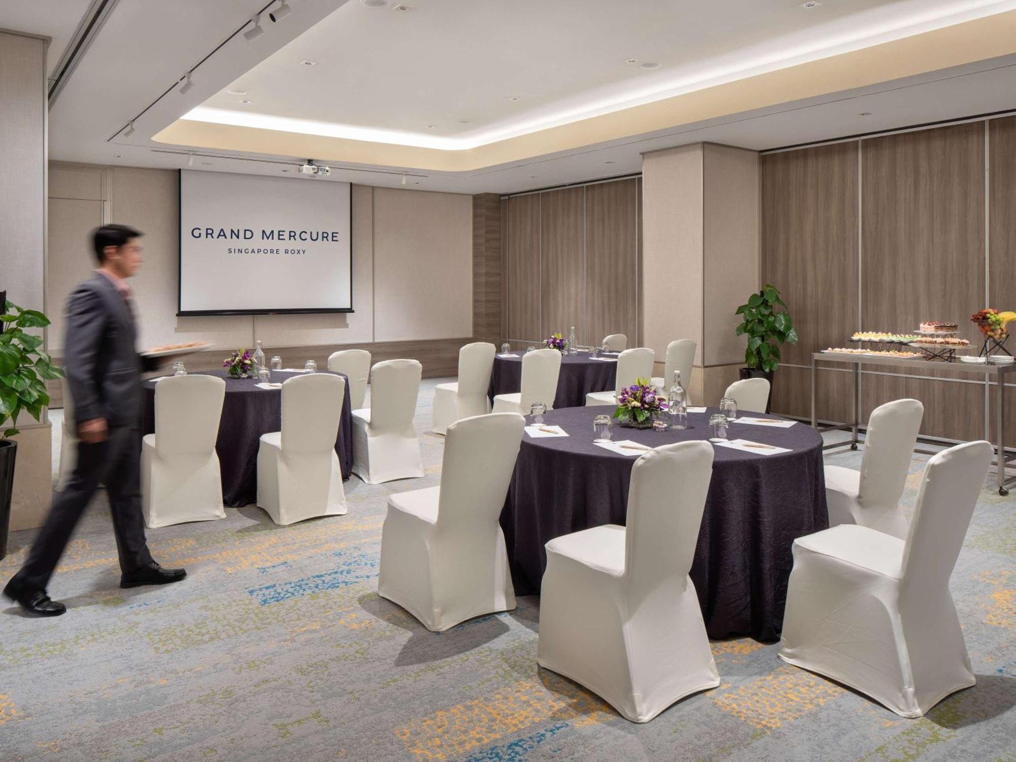 Grand Mercure Singapore Roxy Exterior foto